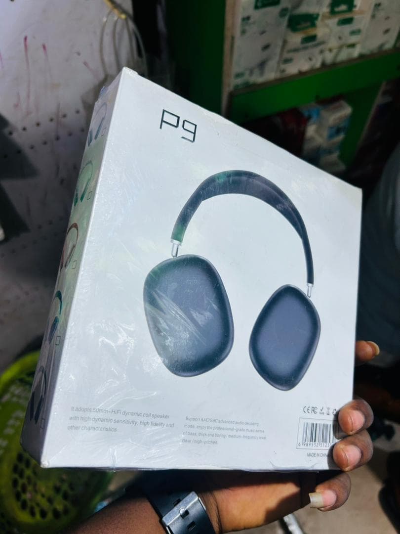 P9 Headset