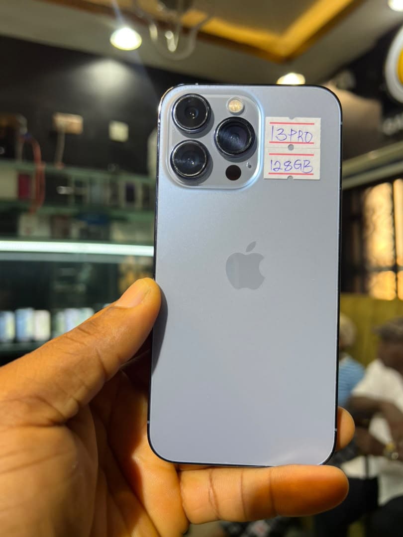 Mint 13 pro 128gb