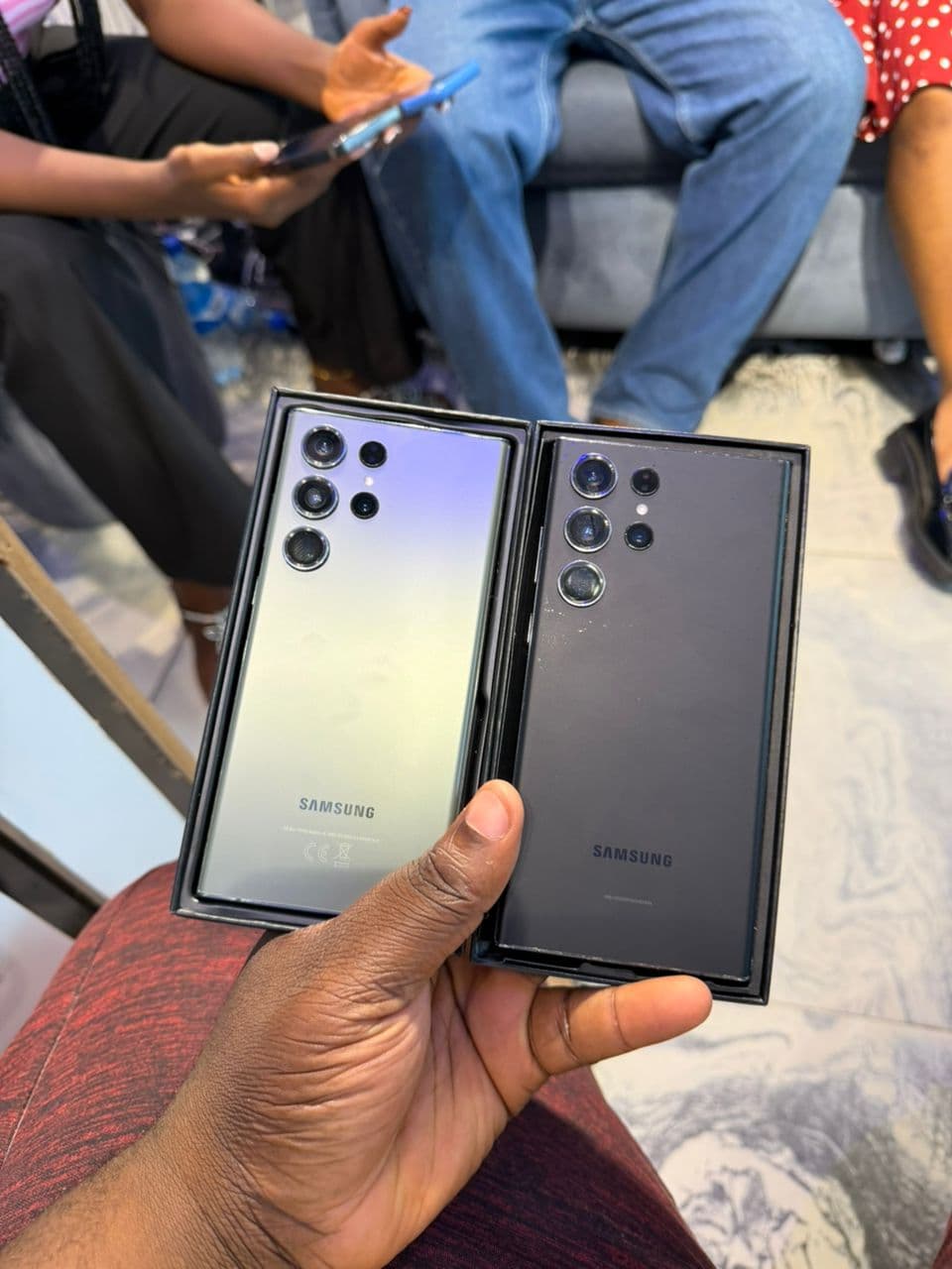 Samsung Galaxy S23 Ultra* 📱